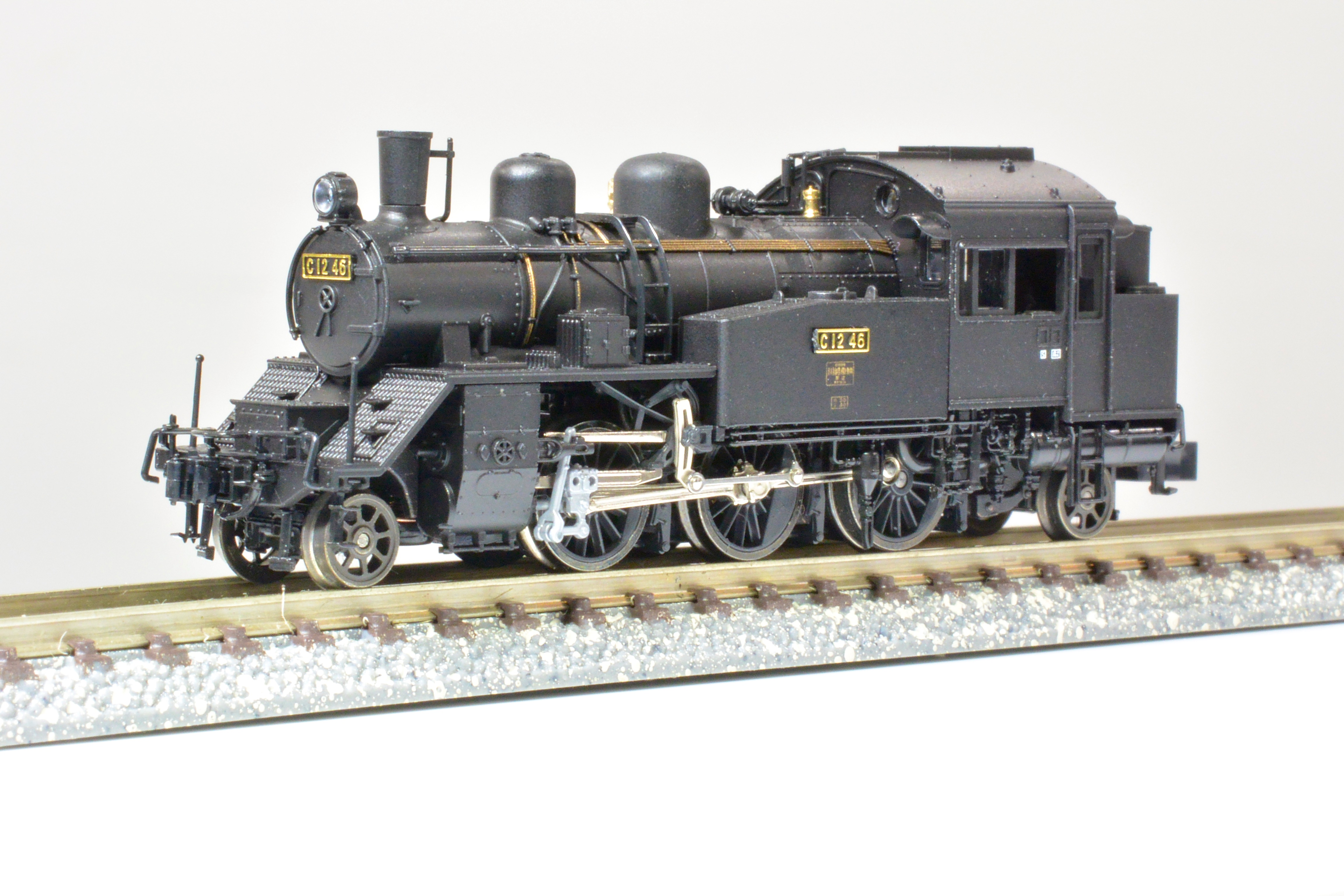 KATO】小型蒸気機関車C12の完成度がすごい – 鉄道模型部