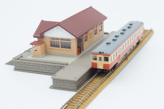 実はすごいぞ！TOMIX木造駅舎セット – 鉄道模型部